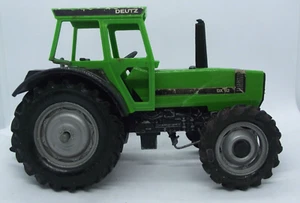 Britains 9526 - Deutz DX92 Tractor (1:32) - Original pre-loved model (ODD391) - Picture 1 of 7