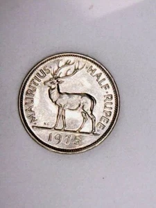 1975 Mauritius (Deer) 1/2 Rupee - UNC - Picture 1 of 2