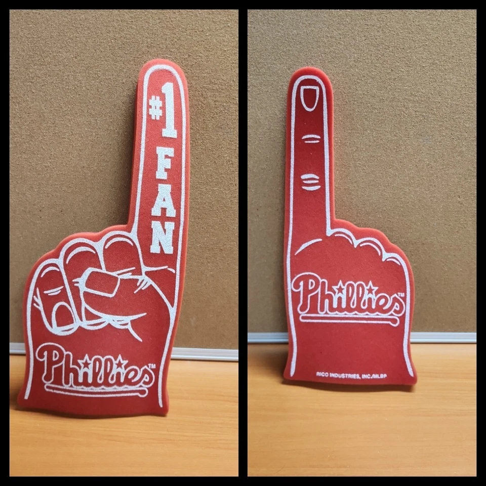 Philadelphia PHILLIES - ¿Edad de dedo de espuma roja desconocida? RICO INDUSTRIES  Foto 1 de 4