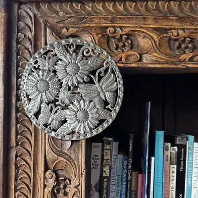Circular Flower & Butterfly Wall Plaque, Haitian Metal Art, Croix-des-Bouquets - Image 1 of 4