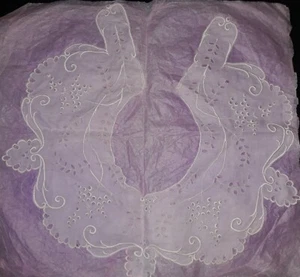 LOT N° 24)ANCIEN COL BRODE DENTELLE-BRODE MAIN FIN XIX DEBUT XX-RARE !!!50X47 - Foto 1 di 7
