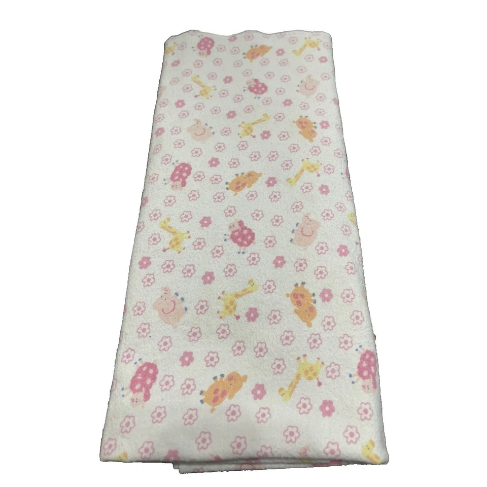 Manta de recepción Child of Mine Carter's Baby jirafa cerdo flor rosa amarillo Foto 1 de 4