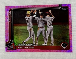 2025 Topps Series 1 - Checklist Carroll, Thomas, Gurriel Jr. Pink Holo Foil - Picture 1 of 2