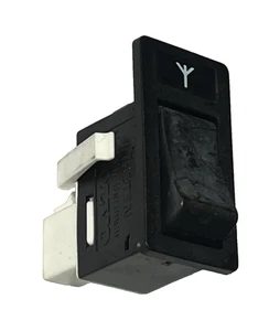 Power Antenna Switch 3 523 069 fits 1985 1986 1987 1988 1989 Volvo 740 - Picture 1 of 4