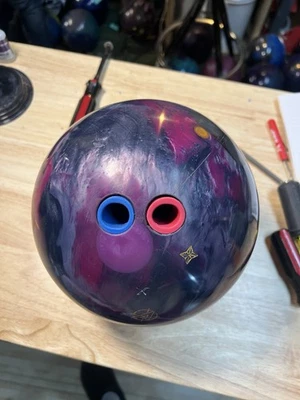 Roto Grip Attention star bowling ball 15lbs - Image 1 of 3