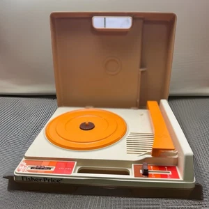 Vintage 1978 Fisher-Price Plattenspieler tragbar getestet funktioniert #825 33 45 RPM - Bild 1 von 6
