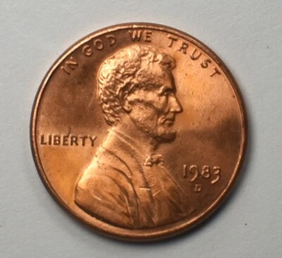 1983 D Penny One Cent Error Coin Red Error Double Ear, Tear, DD Drooling Frown - Image 1 of 4