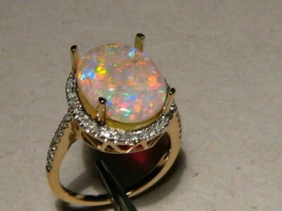 Colgante de halo de ópalo de fuego genuino de corte ovalado de 2,10 quilates enchapado en oro amarillo de 14 quilates cadena gratis Foto 1 de 4