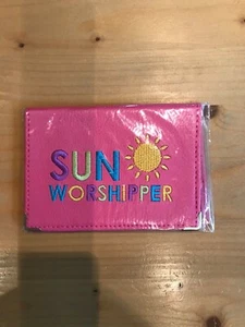 Sun worshipper passport cover - Picture 1 of 2