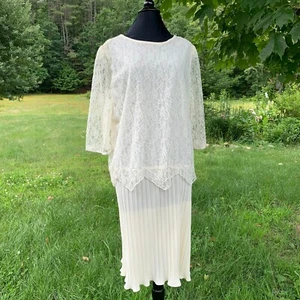 Vintage Wedding Dress L to XL Drop Waist Lace Over Blouse Accordion Skirt - Picture 1 of 13