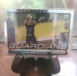 2014 Panini Prizm FIFA World Cup Soccer Guardians #23 Fernando Muslera Uruguay - Bild 1 von 2