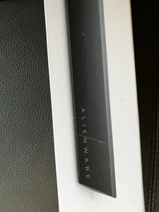 Alienware AW168 Gaming Palm Rest OPRX1D Black - Picture 1 of 3
