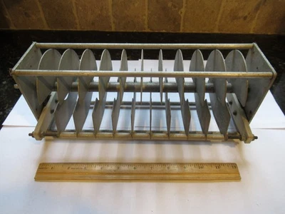 CONDENSADOR DE AIRE VARIABLE E.F. JOHNSON - 100 UUF - 13000 VOLTIOS Foto 1 de 4