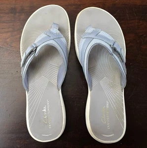 Sandalias chanclas Clarks grises para mujer talla 9 - Imagen 1 de 2