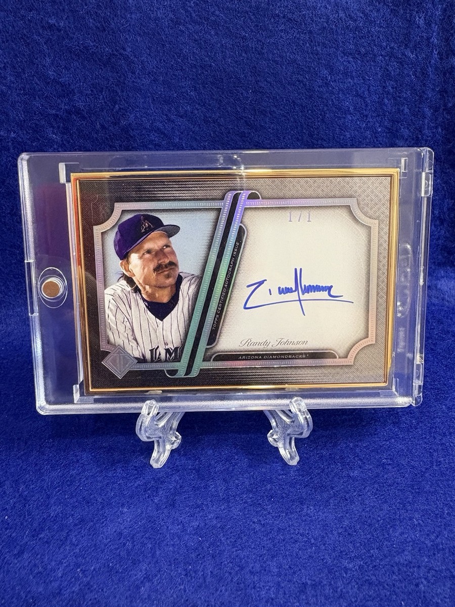Topps Randy Johnson Baseball Autographed Sports Trading Cards 