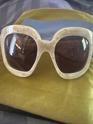 Gafas de sol Gucci Shield GG de gran tamaño  Foto 1 de 3