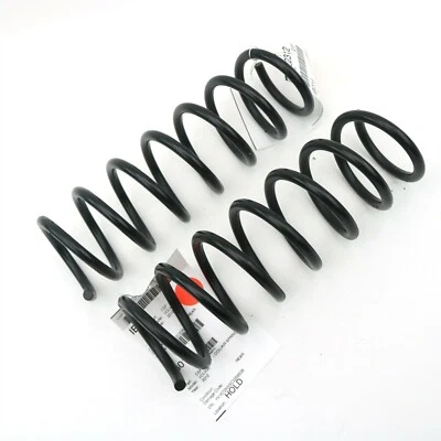 2 muelles helicoidales traseros izquierdo/derecho Volvo OEM 30666223 para C30 C70 S40 V50 05-13 Foto 1 de 3