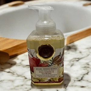 Michel Design Works Foaming Liquid Hand Soap Fall Leaves & Flowers - NEW - Picture 1 of 3