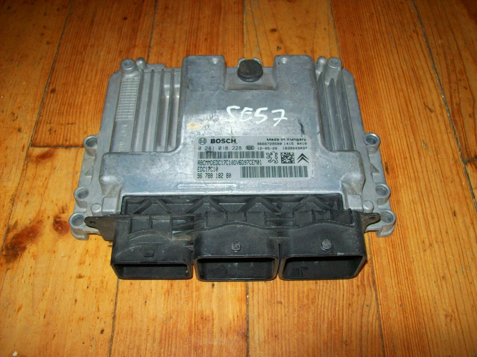 Citroen Berlingo II/ PEUGEOT 208I/308I 1.6 HDi 66KW/90CV 0281018228 EDC17C10 - Immagine 1 di 1