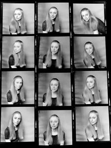 Negativi foto fotocamera Sherry Logan 1973 modello sexy capelli lunghi l 2,25 x 2,25 - Foto 1 di 2