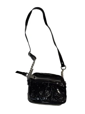 Bandolera pequeña negra Dana Buchman Foto 1 de 4