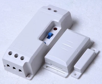 Funk Abluftsteuerung DAS-2090-E Fensterkontaktschalter 2300W MIT Lichtfunktion - Bild 1 von 3