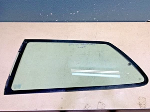 88 89 HONDA CIVIC 2 DOOR HATCHBACK LEFT REAR QUARTER GLASS WINDOW - Picture 1 of 3