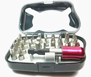 30 Piece Bit Set & Includes 1/4” Magnetic Quick-Release Bit Holder NEW B18 - Picture 1 of 4