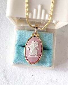 1980s Vintage Wedgwood Pink Necklace Jasperware Cameo Pendant / Gold Plated