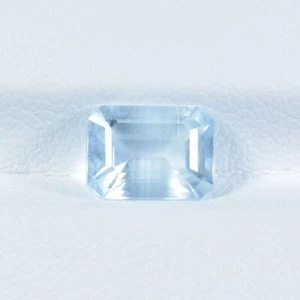 1.38 ct BEST GRADE LIGHT AQUA BLUE / NATURAL AQUAMARINE Gemstone - Octagon Video - Picture 1 of 2