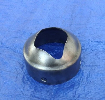 Крышка фиксатора переключателя передач оригинальная Triumph TR3 TR4 TR250 TR6 - Изображение 1 из 4