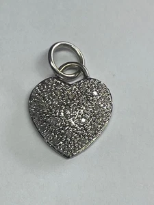 Lovely 9 Carat White Gold DIAMOND SET HEART PENDANT - Picture 1 of 6