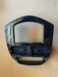 2016 CHEVROLET SPARK EV Front Center Radio Bezel Air Vent OEM - Foto 1 di 11