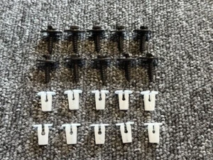 PASSEND FÜR VAUXHALL (OPEL) EXTERNE VORDERE STOßSTANGE FLÜGEL EXPANSIONSMUTTER & SCHRAUBEN TÜLLEN CLIPS - Bild 1 von 10