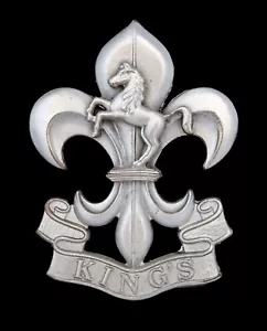 Insignia de gorra King's Regiment (Manchester y Liverpool) plateada con sello - Imagen 1 de 1