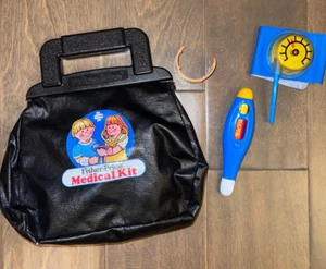 Fisher Price Medical Kit Bag Toy 1987 - Picture 1 of 1