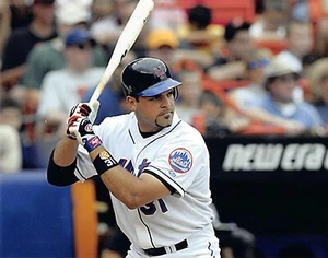 Mike Piazza NY Mets 8x10 Photo NYM115 - Picture 1 of 1
