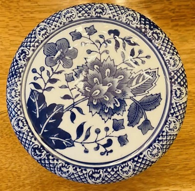 De Colección 6" Chinoiserie China Planta Soporte Porcelana Azul Blanco Formalidades Asiáticas Foto 1 de 3