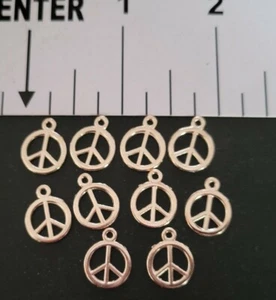 10 pz ciondoli segni di pace tono oro rosa 15mm x 12mm nuovi fai da te pendenti - Foto 1 di 3