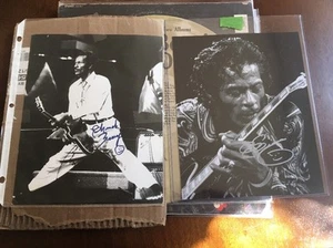 Lote de 2 fotos y discos firmados de Chuck Berry - Vendedor motivado - ¡¡Haz oferta!!! - Imagen 1 de 9
