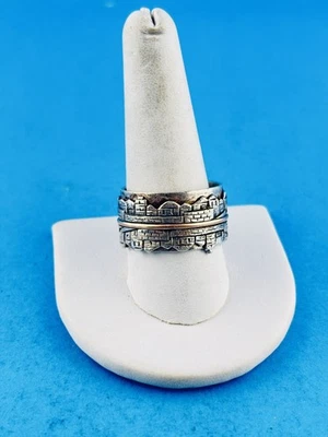 VINTAGE STERLING SILVER AND 9K GOLD HOLY JERUSALEM CITY SKYLINE RING--SIZE 11 - Image 1 of 4