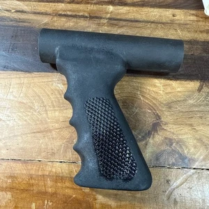 Choate Forend Pistol Grip For Winchester 1200, 1300 Synthetic Black New - Picture 1 of 6