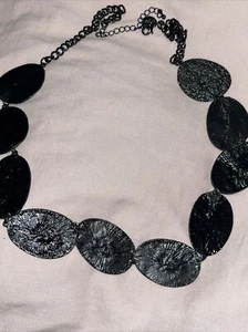 Black Metal Circular Discs Black Chain Necklace - Picture 1 of 5