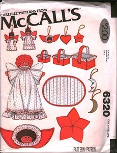 6320 McCalls Patrón de COSTURA Adormentos de Navidad Muñecas Ángeles Manteles Individuales Estrella SIN CORTAR - Imagen 1 de 2
