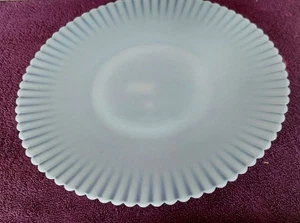 Macbeth Evans schlicht weiß opalisierend 10 3/4" Pettleware Platte - Bild 1 von 12