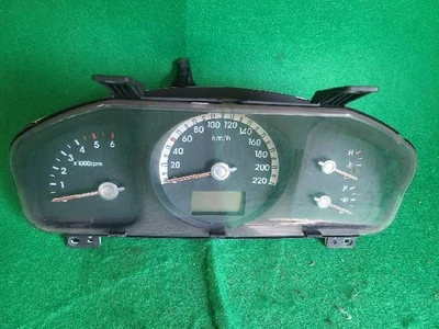 Grupos de instrumentos KIA Sportage 2005 Foto 1 de 4