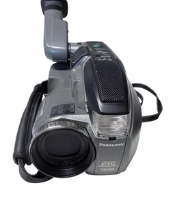 Panasonic PV-L680D Palmcorder Palmsight VHS-C Camcorder No Charger/Battery READ! - Picture 1 of 9