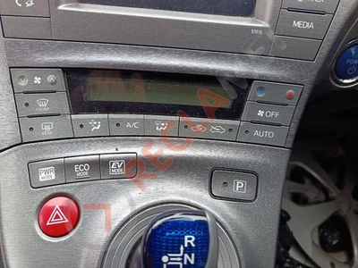TOYOTA Prius Hybrid HEV W3 2012-2015 1.7 EV 73KW   Heater Control Panel - Image 1 of 4