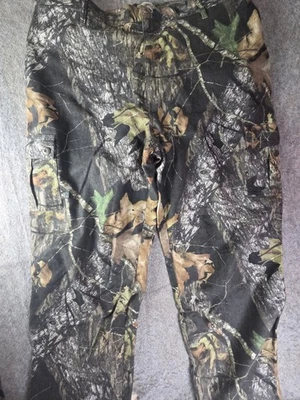 VTG Mossy Oak Men’s Cargo Hunting Pants 2XL 44x33.5 Adjustable Camo Break Up - Image 1 of 4