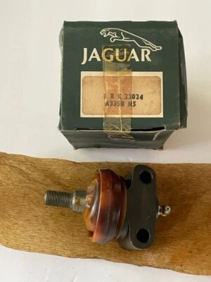 Rótula Jaguar XJ6, XJ12, XJS, XJR con montaje Zirk CAC9938 OEM NOS Foto 1 de 4